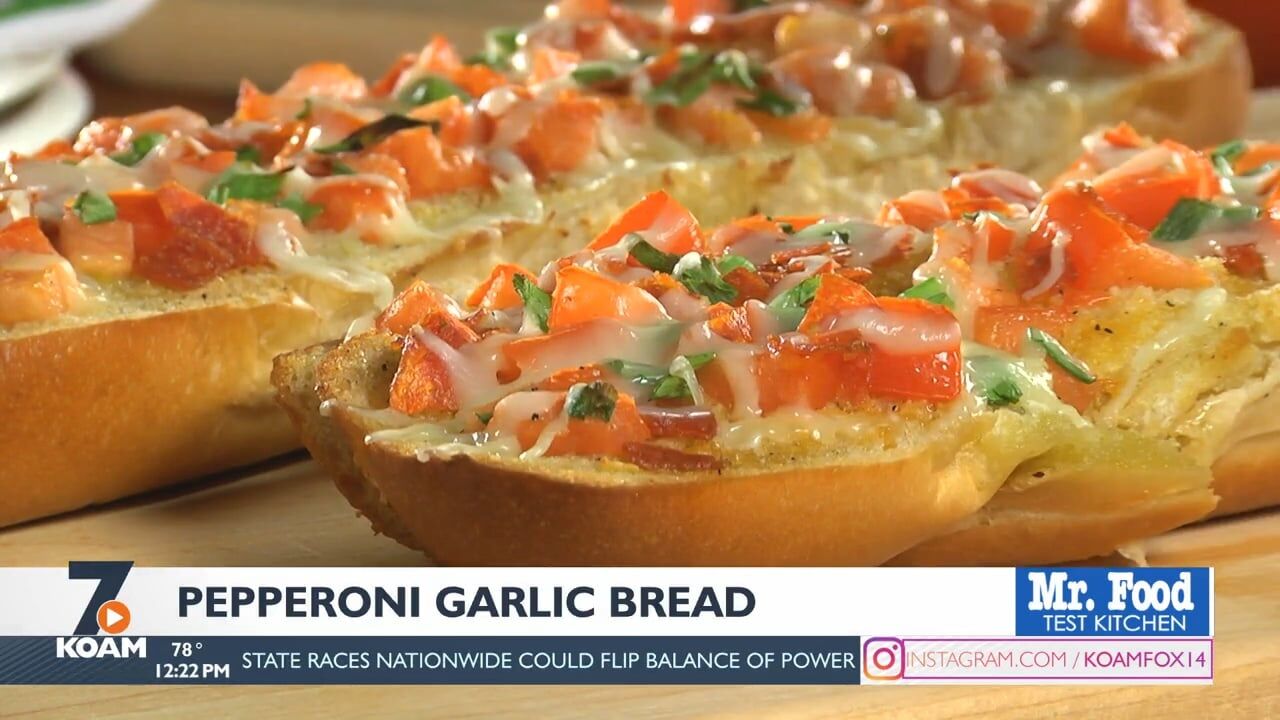 Mr. Food: Pepperoni Garlic Bread
